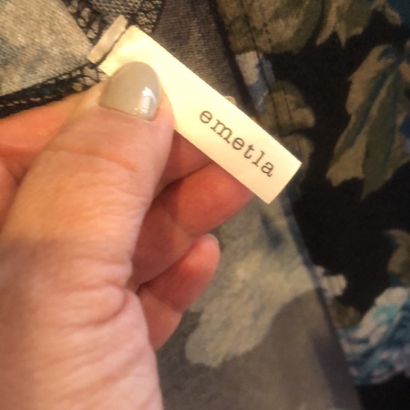 Long floral vest - Picture 2 of 3